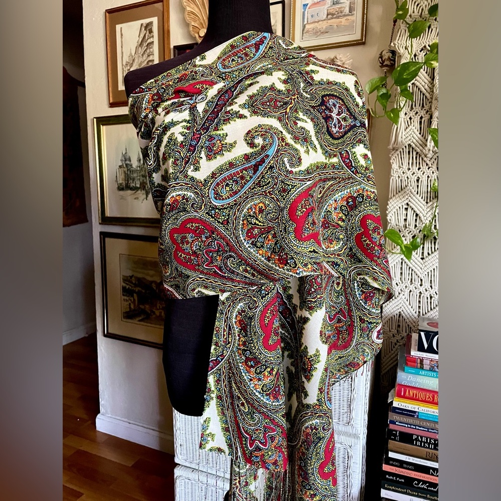 Thin wool paisley wrap
